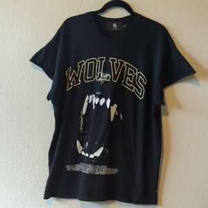 Wolves Graphic Tee - Black and Gold